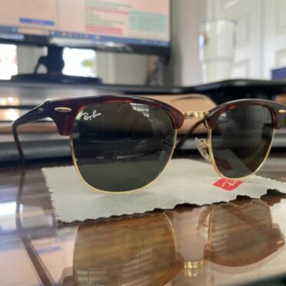 Ray-Ban Clubmaster RB3016 W0366 51-21 Classic Red Havana Frame Green Lenses - Picture 3 of 4